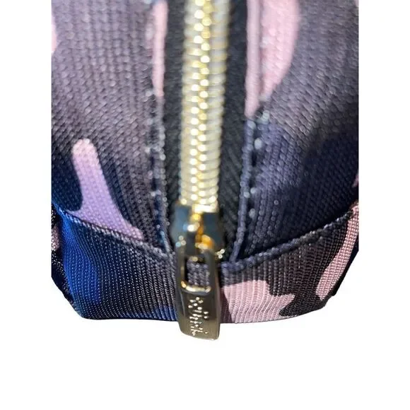 Scunci Mod Camouflage Travel Bag - Picture 3 of 13